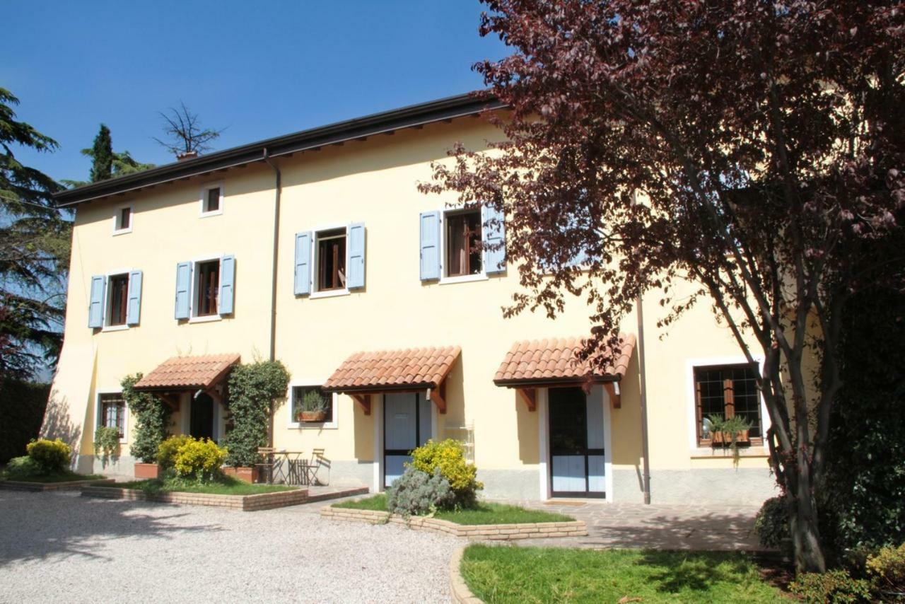Cason Degli Ulivi Apartment Rivoli Veronese ภายนอก รูปภาพ
